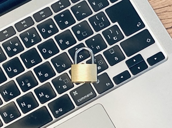 コンフィデンシャルコンピューティングの仕組みや役割を解説